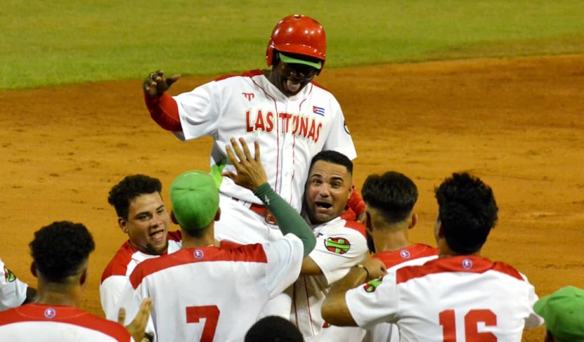 Dánel Castro, equipo de Las Tunas