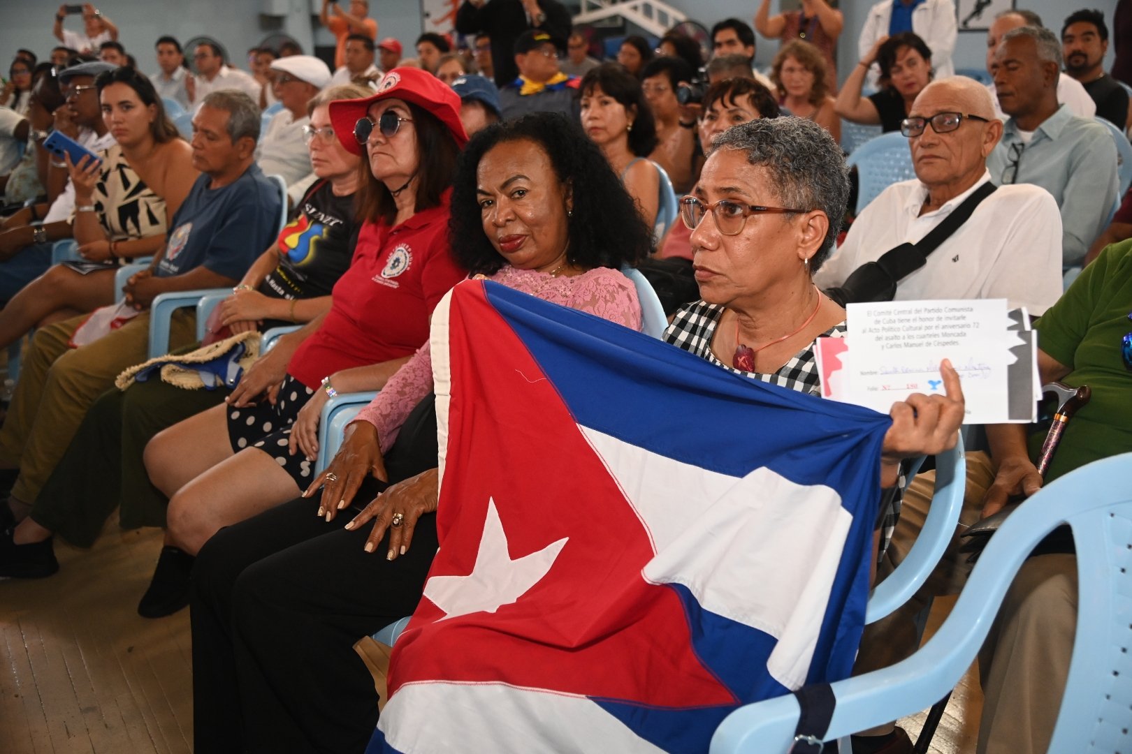 Por Cuba: voces solidarias del mundo Por Cuba: voces solidarias del mundo