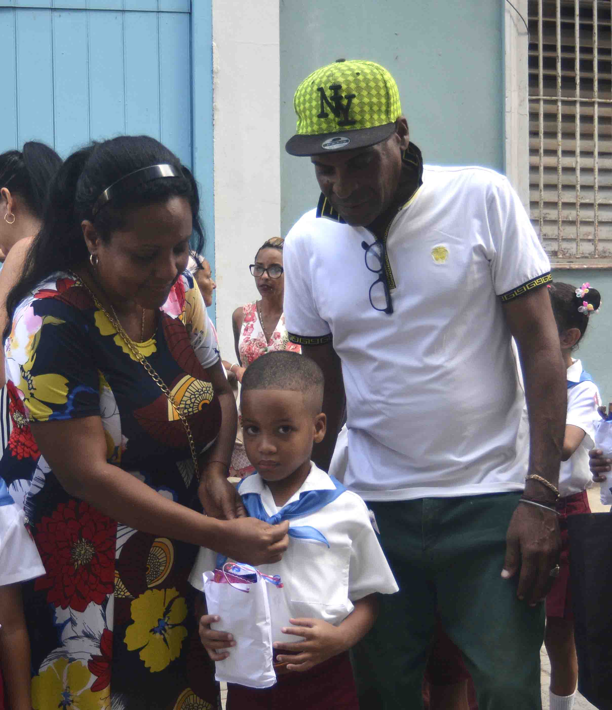 Alumnos de primer grado se convierten en pioneros