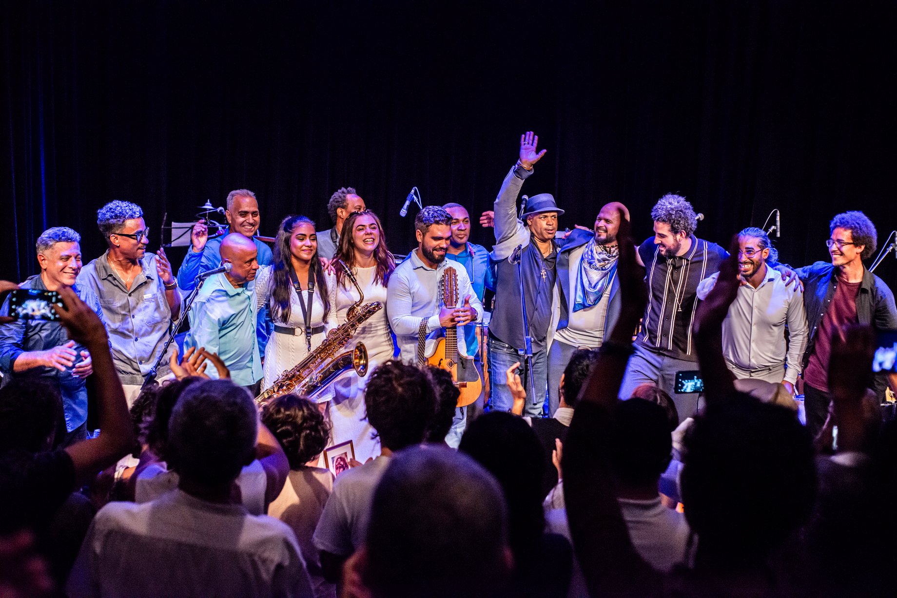 Olokun dio permiso a una quena y un piano.