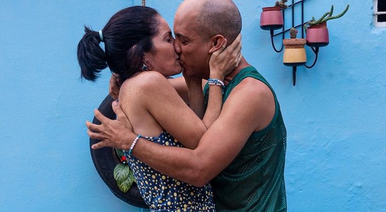 Pascual y María Luisa o Pipo y Muñeca, personas en situación de discapacidad intelectual devenidos personajes de la telenovela cubana El derecho de soñar. 